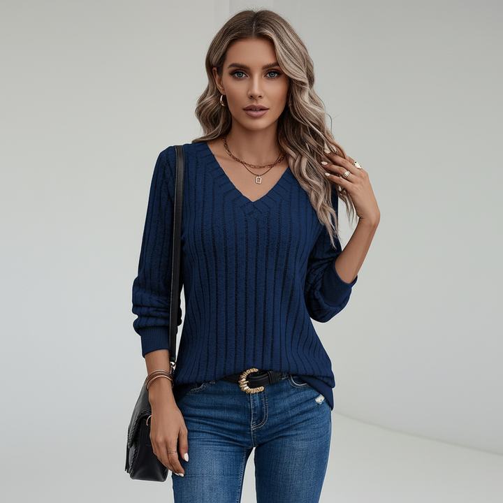 Isla | Women's V-Neck Textured Knit Jumper